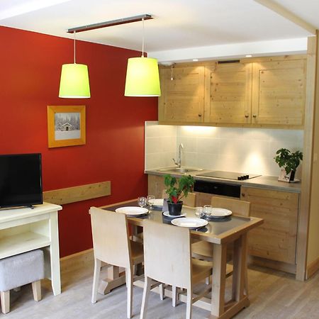 Residence Christiana 406 Cles Blanches Courchevel La Tania Exterior foto